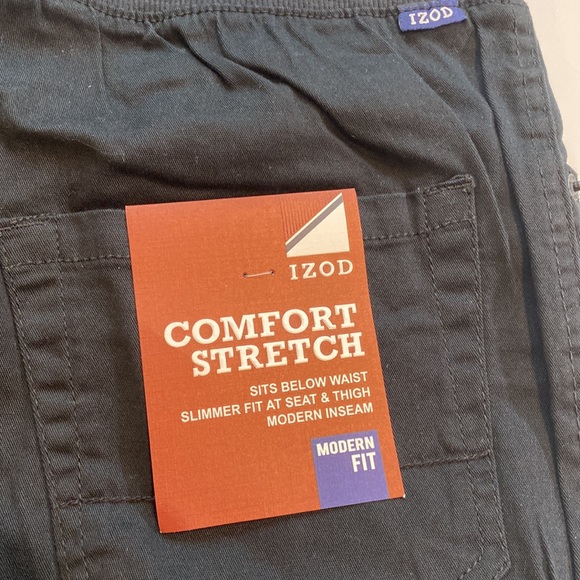 Izod SZ 30 Black Modern Fit Pull On Flat Front Shorts New D34 - Picture 3 of 10